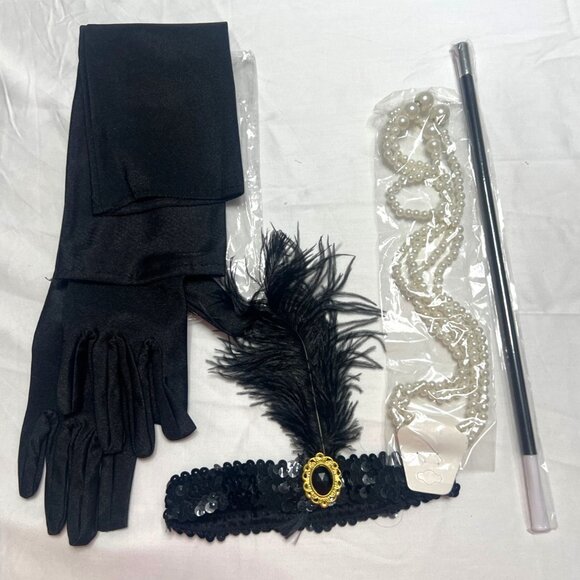 Flapper Costume Set Size Medium Gold and Black Sequins Costume Set Size Medium - Picture 7 of 10